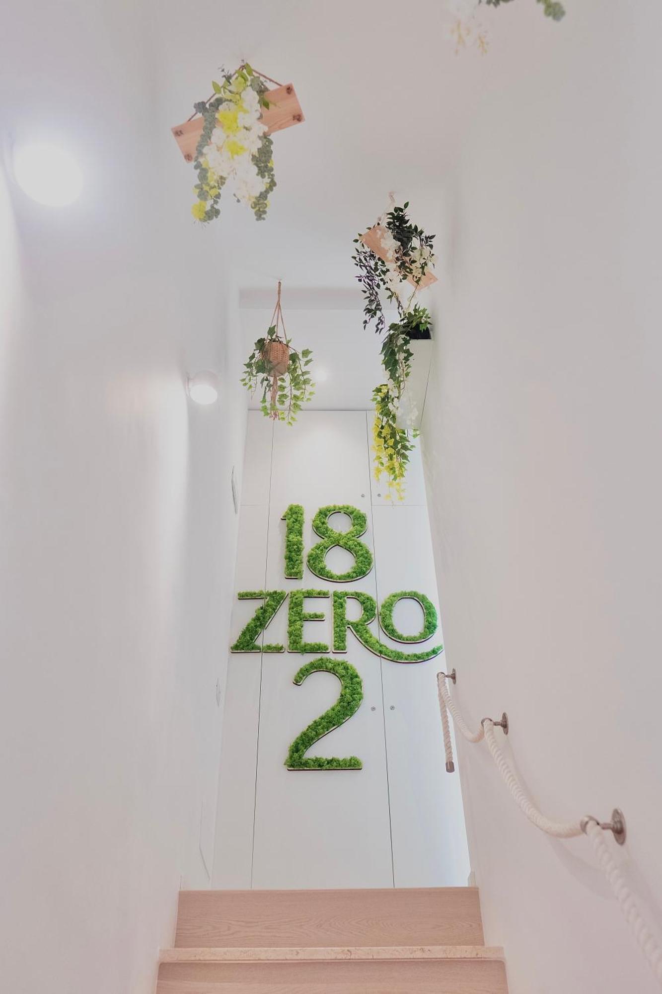 18Zero2 Luxury Rooms Bari Kültér fotó